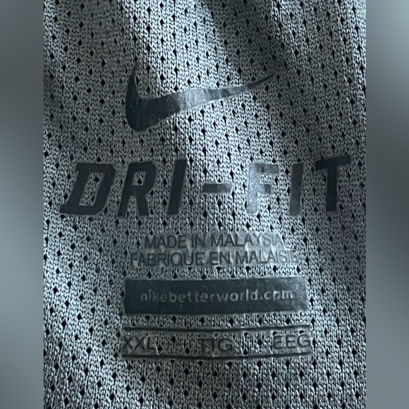 Beautiful DriFit Nike Shorts - Picture 5 of 5